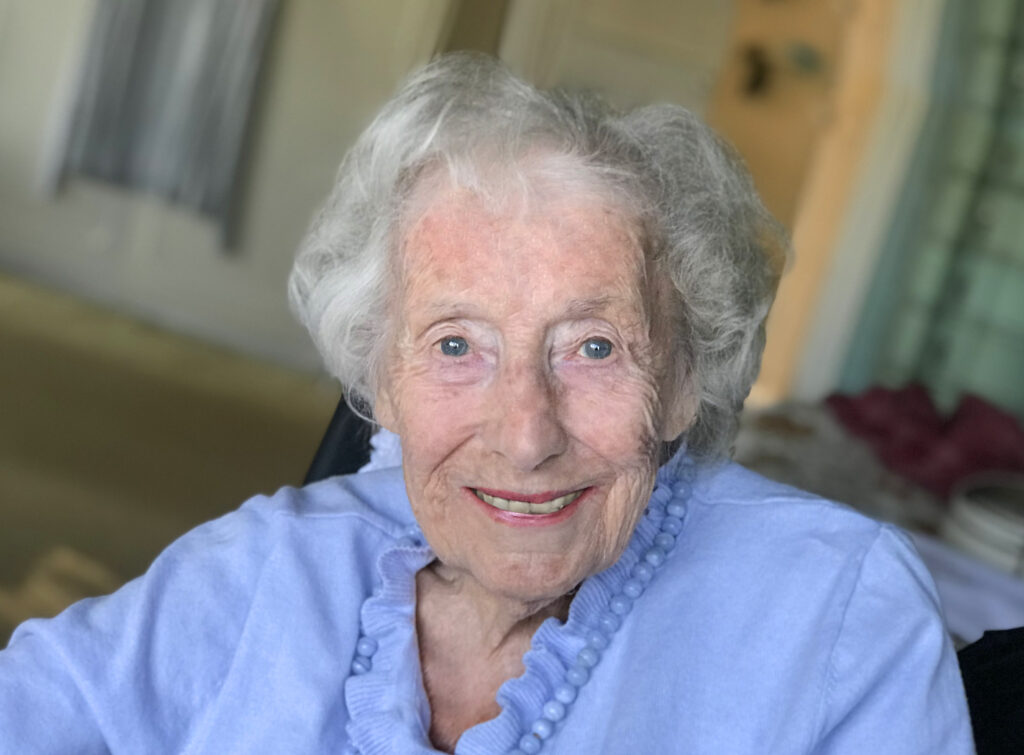 DAME VERA LYNN UNITES WITH WEST END STARS  FOR WE’LL MEET AGAIN VIDEO